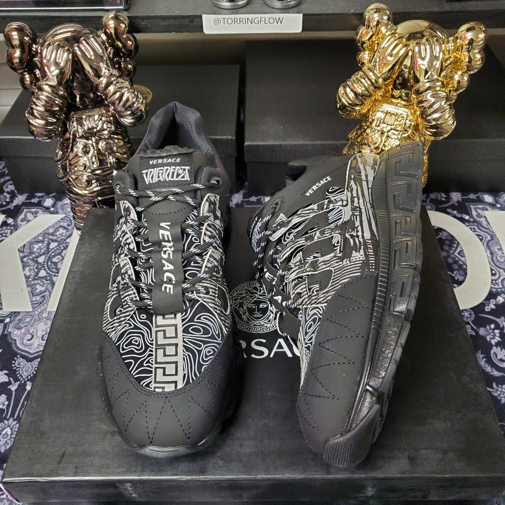 VERSACE TRIGRECA